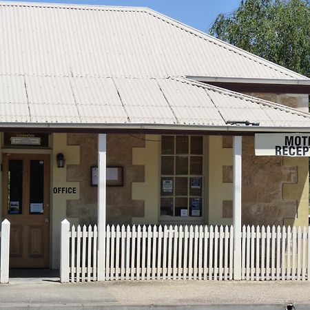Coonawarra Motor Lodge Penola Exterior photo
